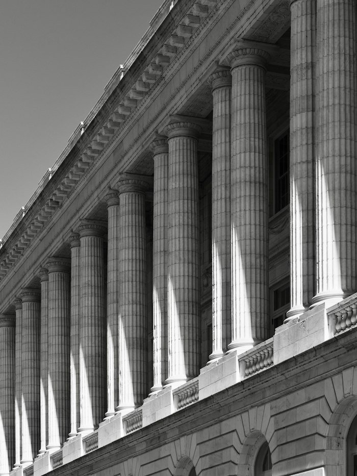 Colonnade d'un palais de justice